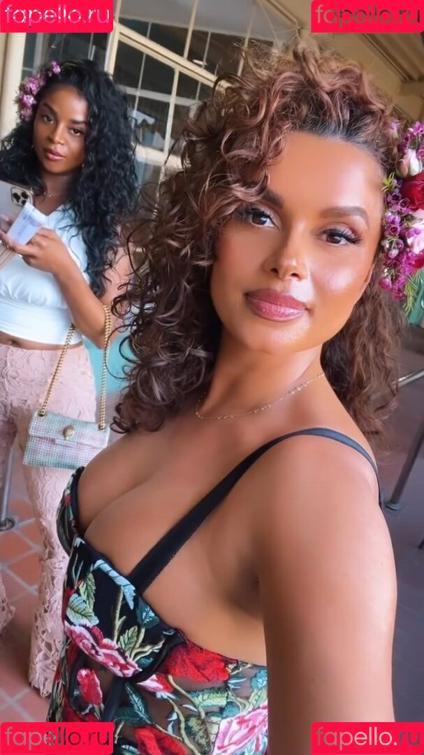 Joy Taylor Onlyfans Photo Gallery 