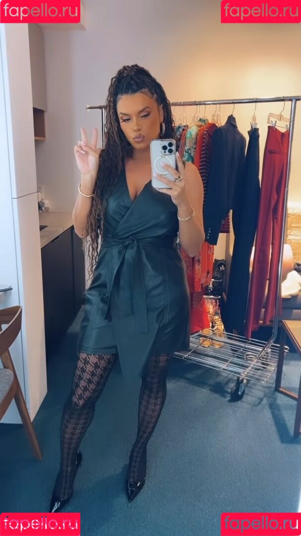 Joy Taylor Onlyfans Photo Gallery 