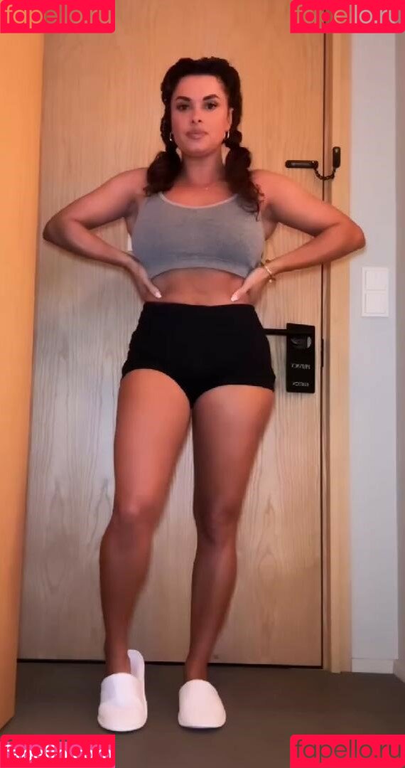 Joy Taylor Onlyfans Photo Gallery 