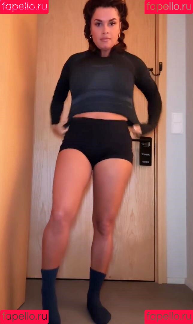 Joy Taylor Onlyfans Photo Gallery 