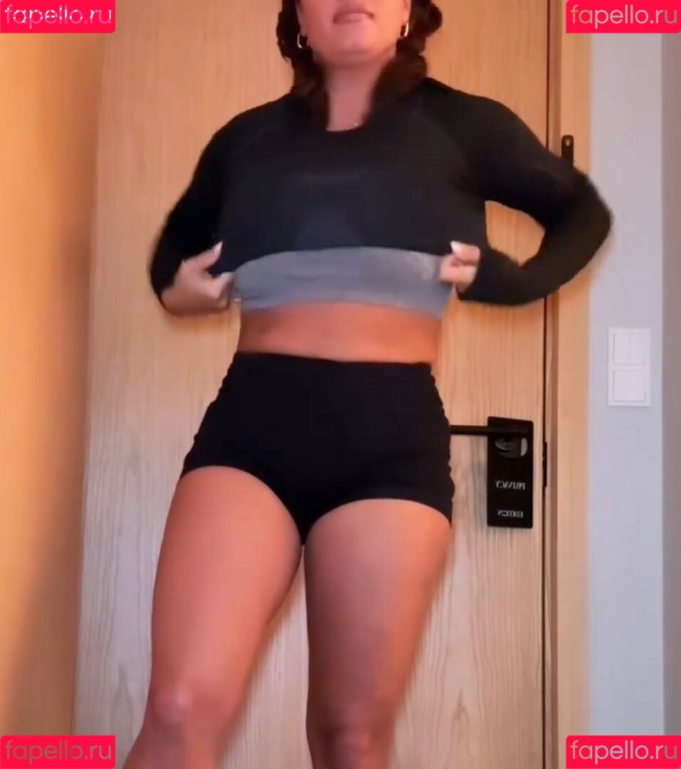 Joy Taylor Onlyfans Photo Gallery 