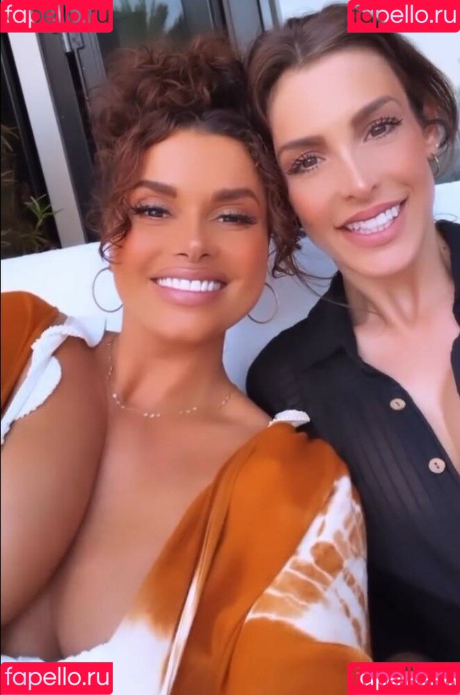 Joy Taylor Onlyfans Photo Gallery 