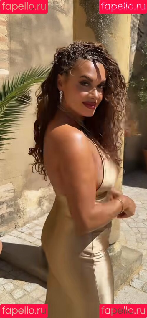 Joy Taylor Onlyfans Photo Gallery 