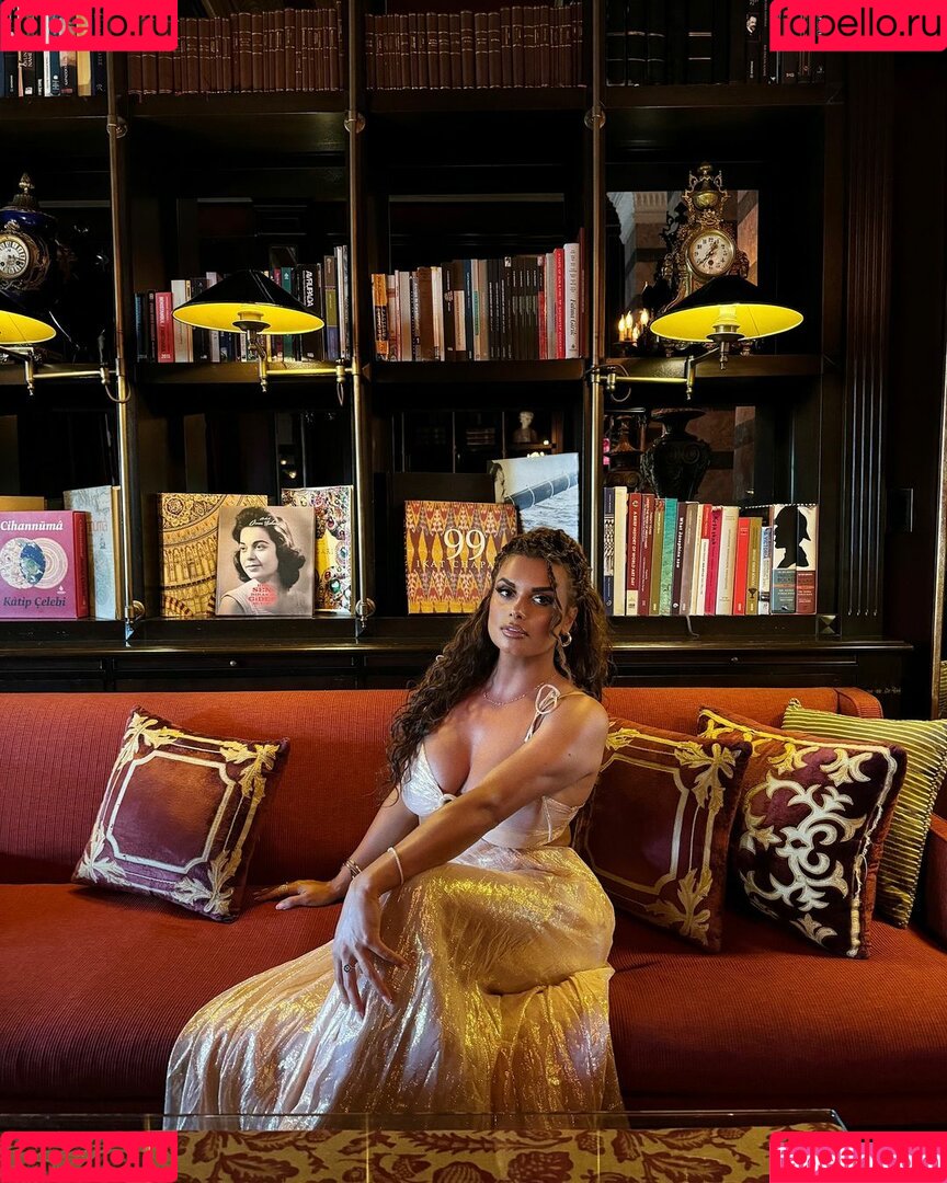 Joy Taylor Onlyfans Photo Gallery 