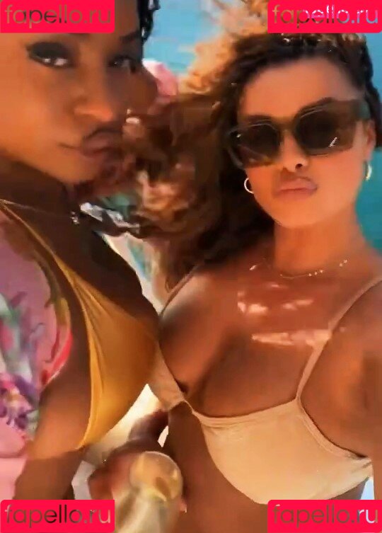 Joy Taylor Onlyfans Photo Gallery 