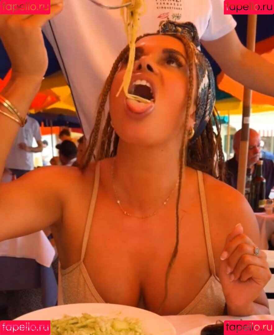 Joy Taylor Onlyfans Photo Gallery 