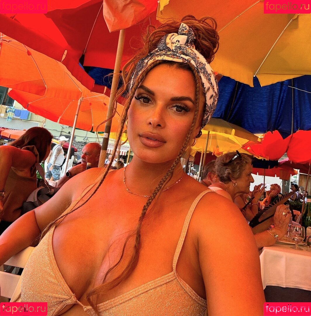 Joy Taylor Onlyfans Photo Gallery 