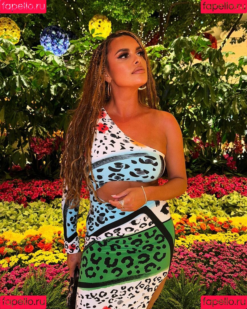 Joy Taylor Onlyfans Photo Gallery 