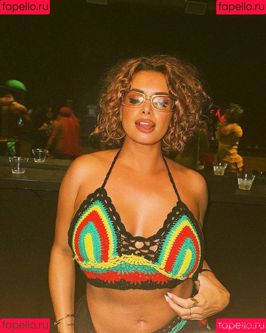 Joy Taylor Onlyfans Photo Gallery 