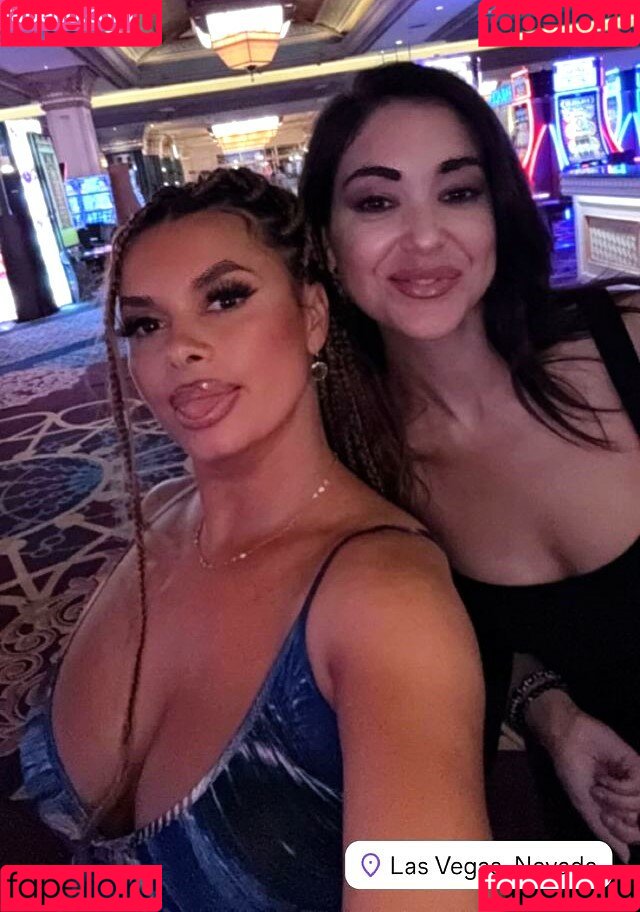 Joy Taylor Onlyfans Photo Gallery 