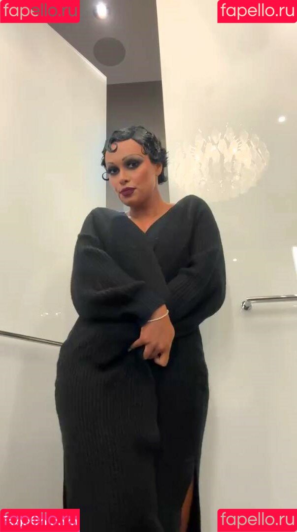 Joy Taylor Onlyfans Photo Gallery 