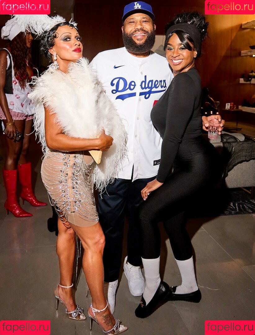 Joy Taylor Onlyfans Photo Gallery 