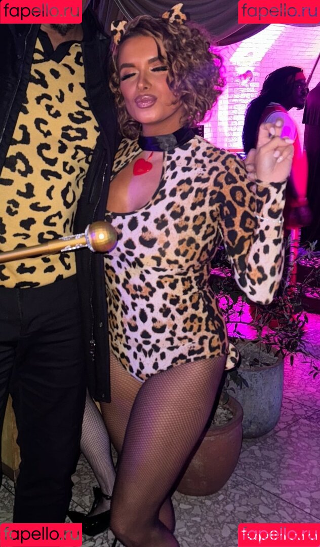 Joy Taylor Onlyfans Photo Gallery 