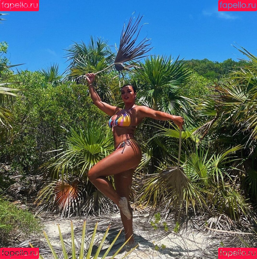 Joy Taylor Onlyfans Photo Gallery 