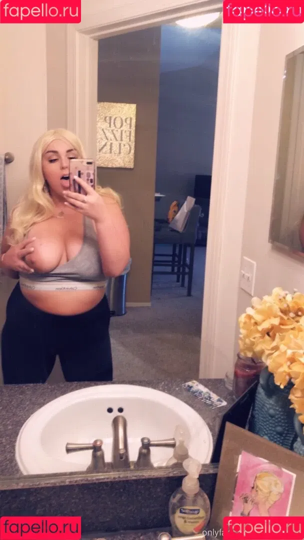 peachtv Onlyfans Photo Gallery 
