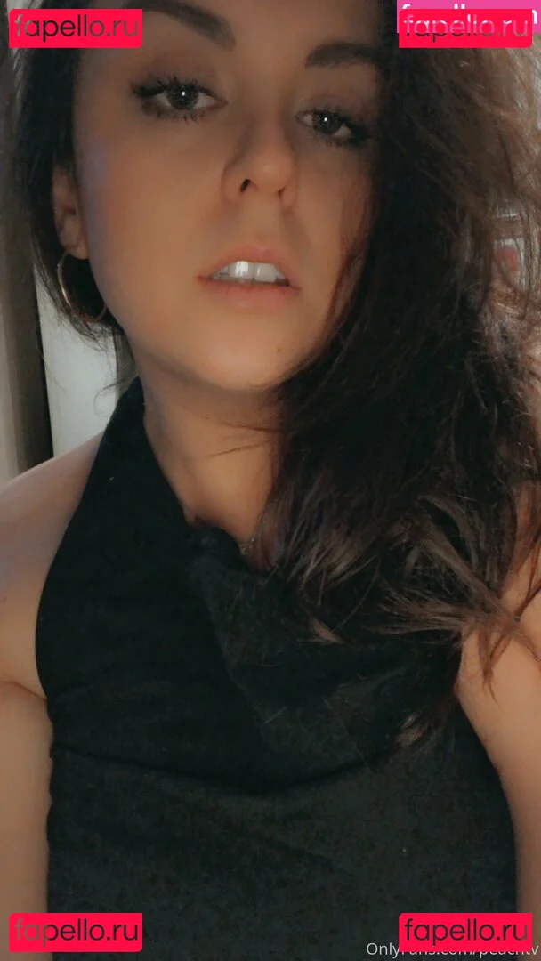 peachtv Onlyfans Photo Gallery 