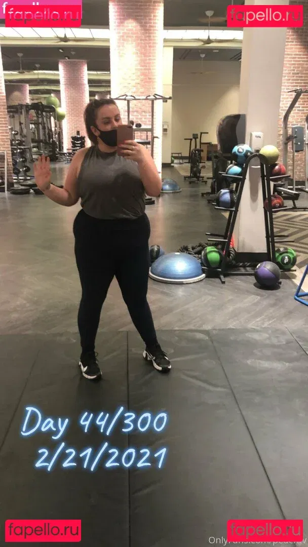 peachtv Onlyfans Photo Gallery 