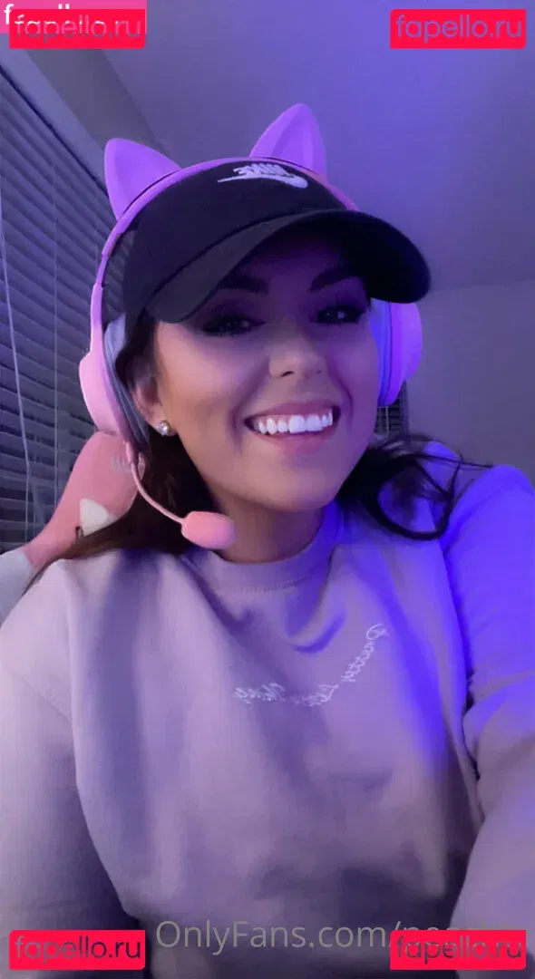 peachtv Onlyfans Photo Gallery 