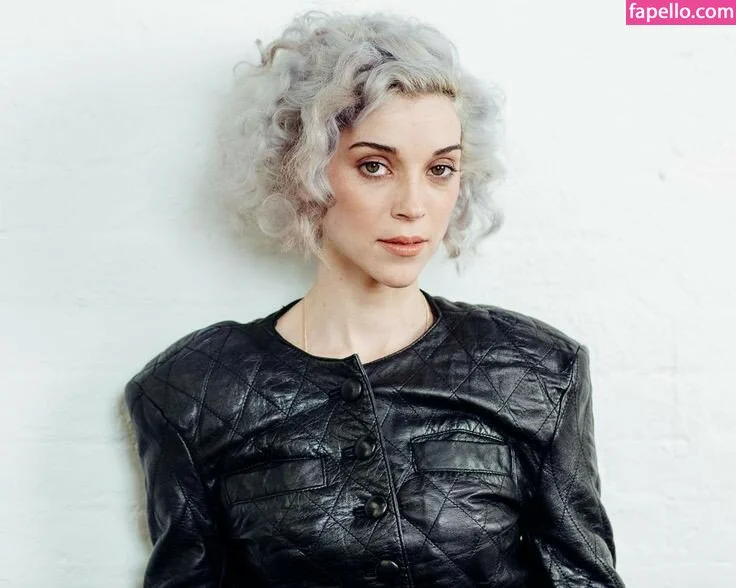 St Vincent Onlyfans Photo Gallery 