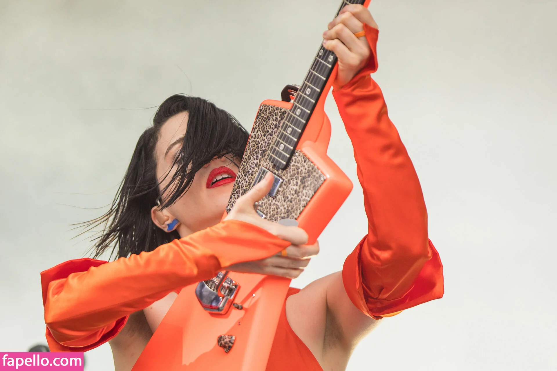 St Vincent Onlyfans Photo Gallery 