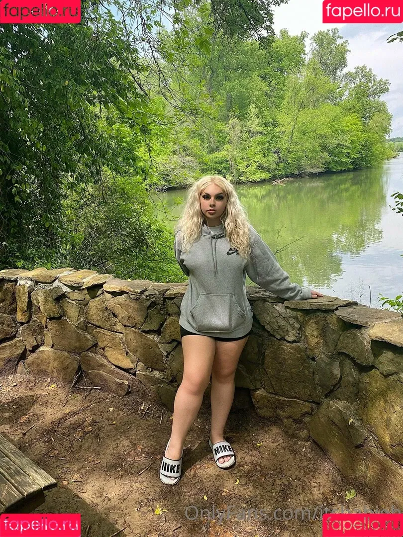 itsbabieh Onlyfans Photo Gallery 