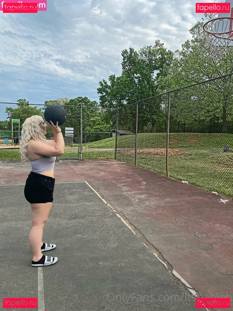 itsbabieh Onlyfans Photo Gallery 