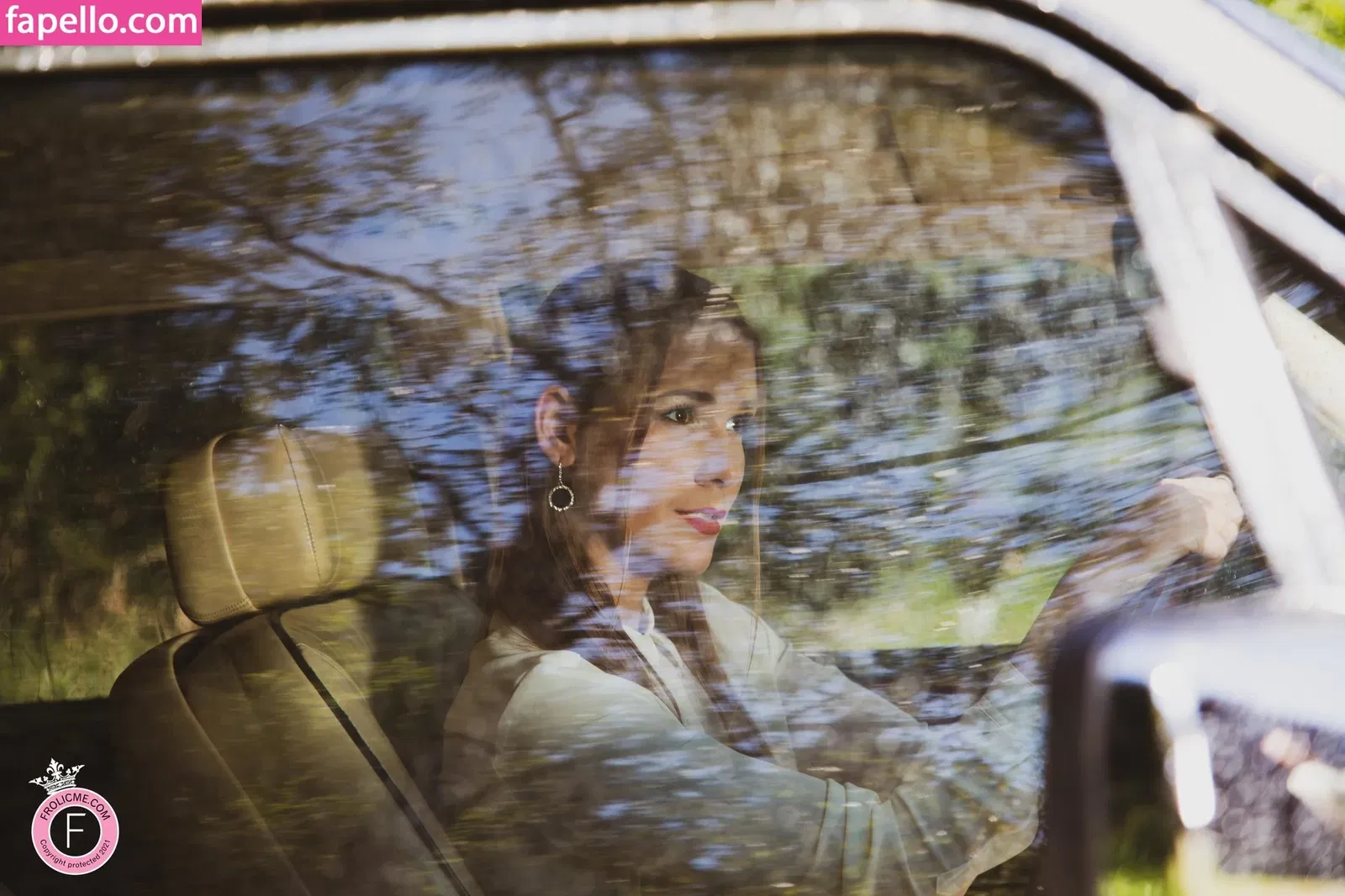 Frolicme Onlyfans Photo Gallery 