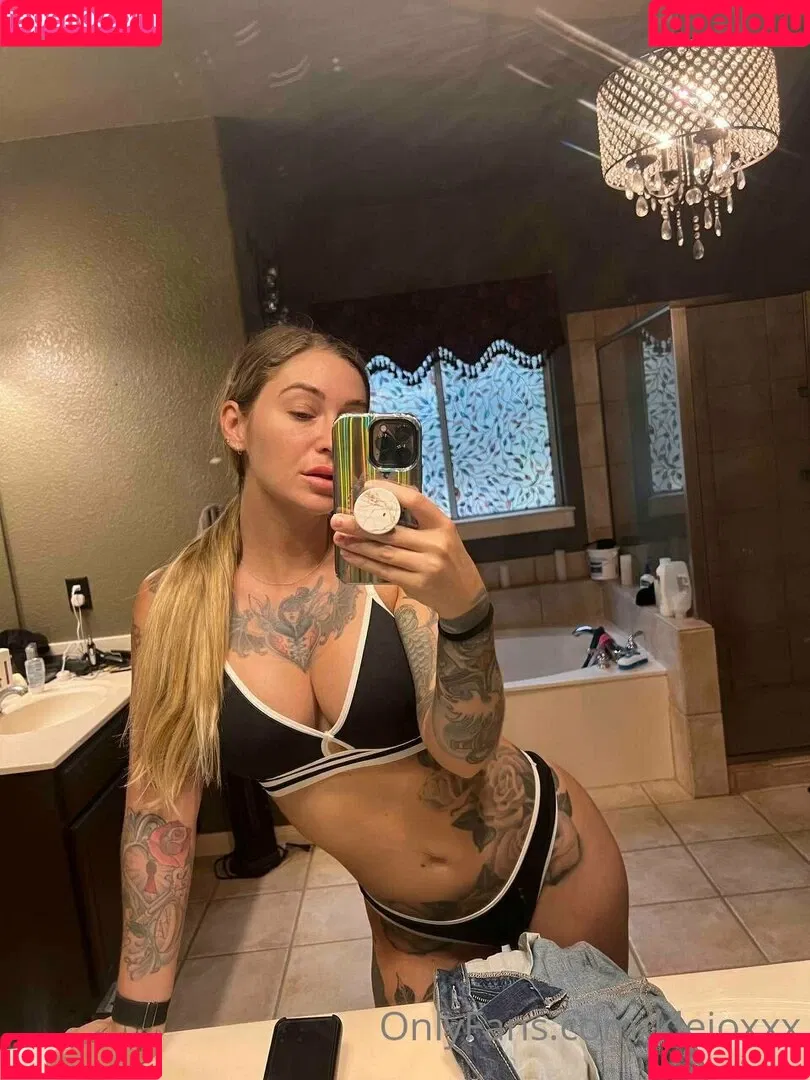 Kleio Valentien Onlyfans Photo Gallery 