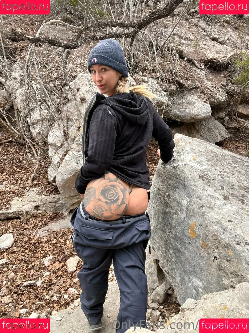 Kleio Valentien Onlyfans Photo Gallery 