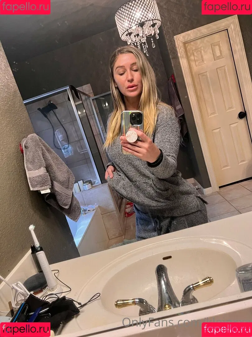 Kleio Valentien Onlyfans Photo Gallery 