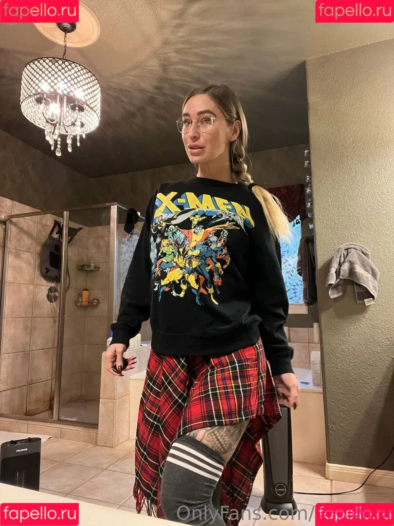 Kleio Valentien Onlyfans Photo Gallery 