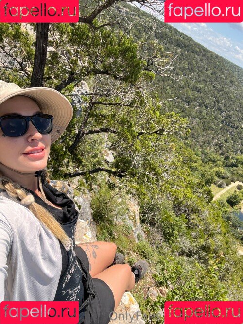 Kleio Valentien Onlyfans Photo Gallery 