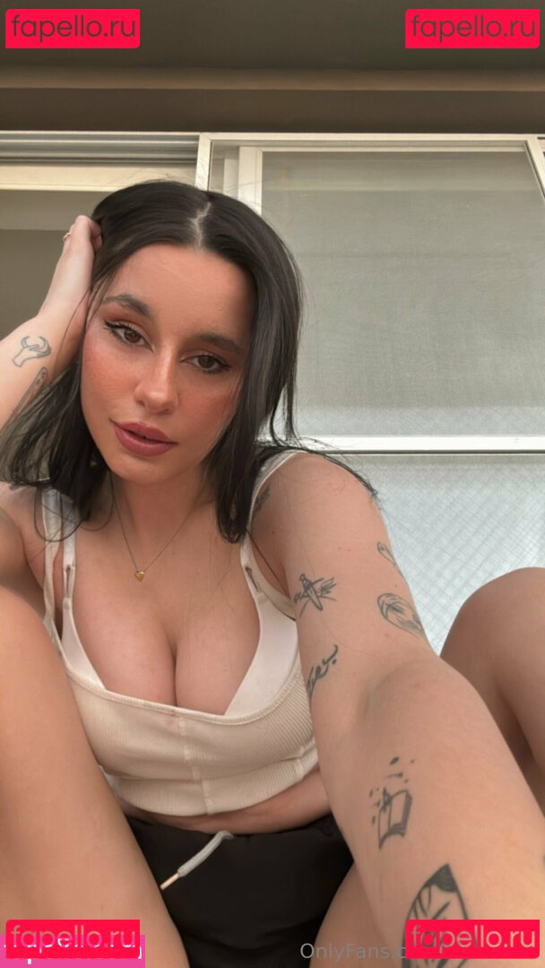 whosbelu Nude Onlyfans Photo 46