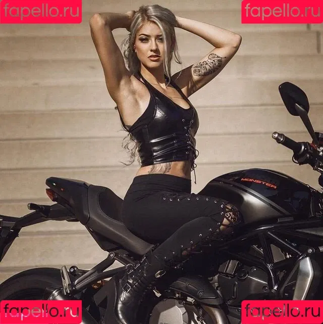 Farbenfuchs Onlyfans Photo Gallery 