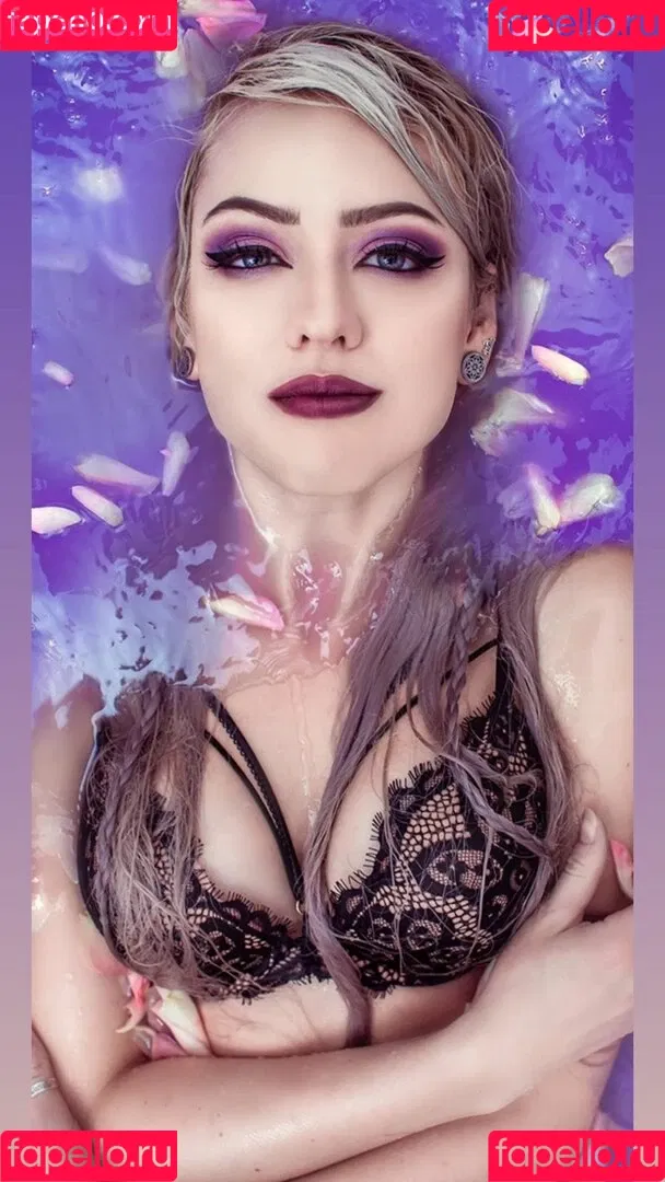 Farbenfuchs Onlyfans Photo Gallery 