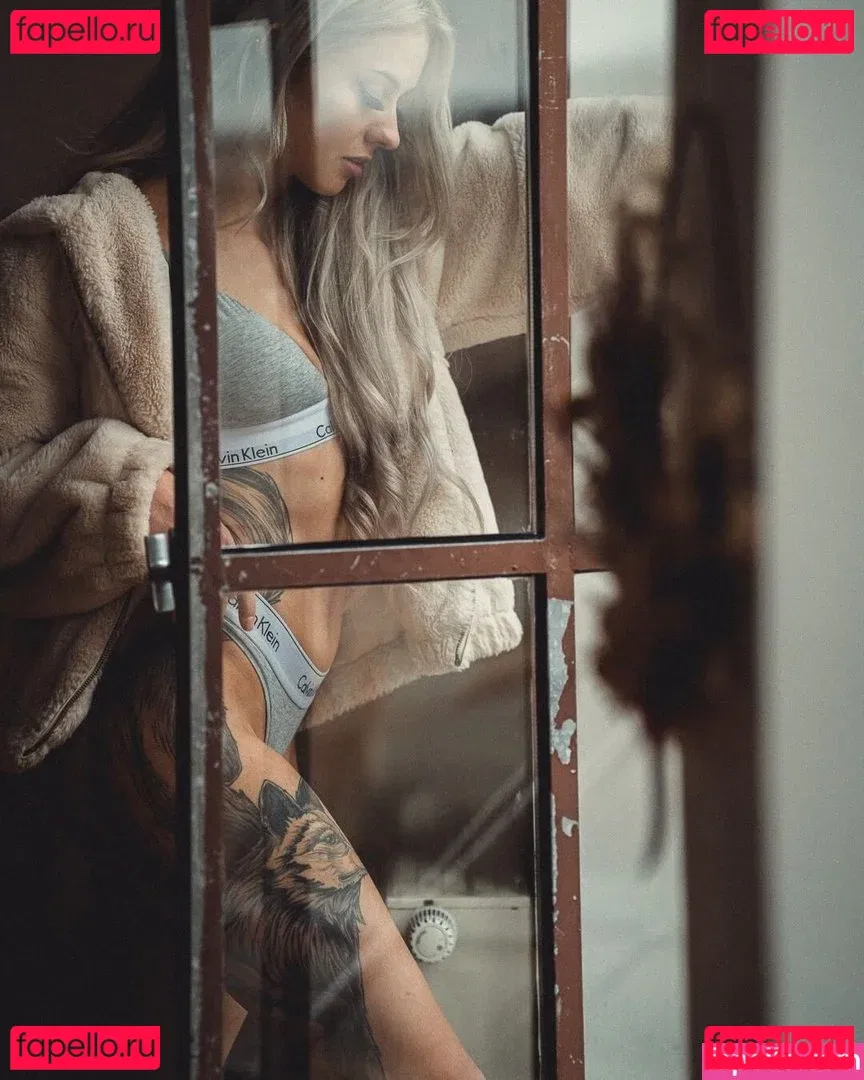 Farbenfuchs Onlyfans Photo Gallery 