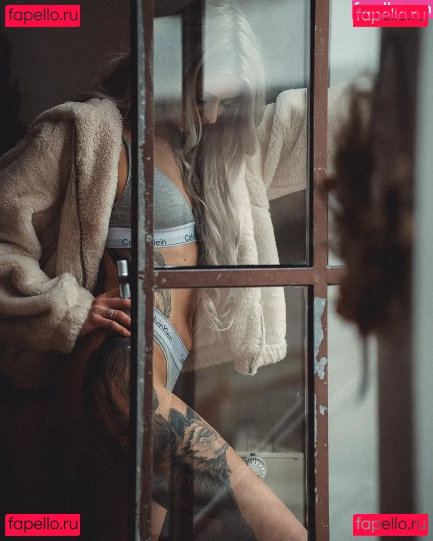 Farbenfuchs Onlyfans Photo Gallery 