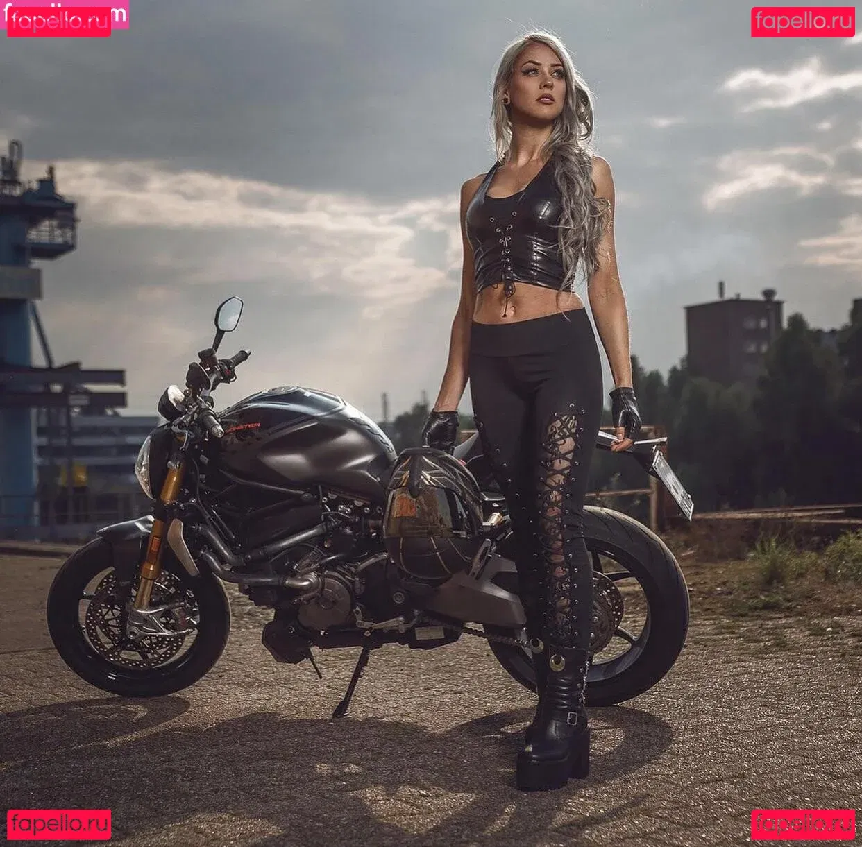 Farbenfuchs Onlyfans Photo Gallery 