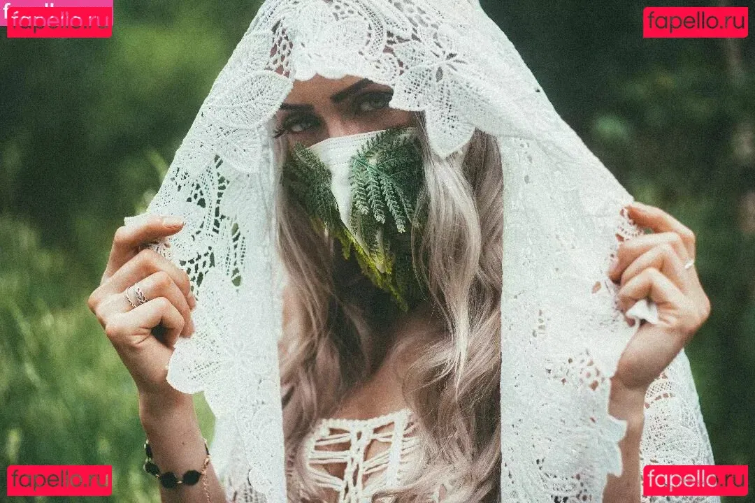 Farbenfuchs Onlyfans Photo Gallery 