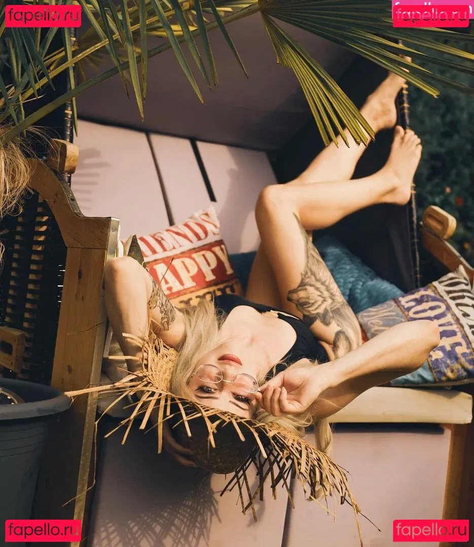 Farbenfuchs Onlyfans Photo Gallery 