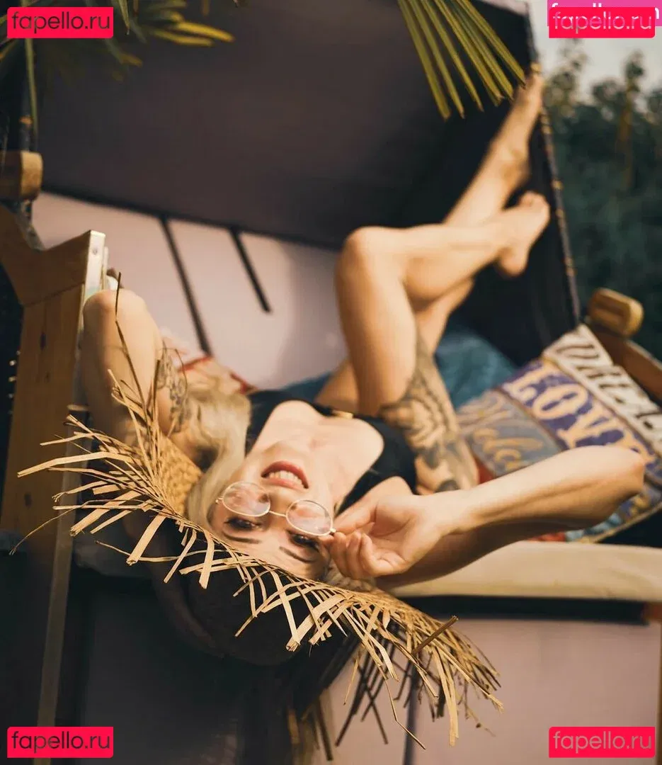 Farbenfuchs Onlyfans Photo Gallery 