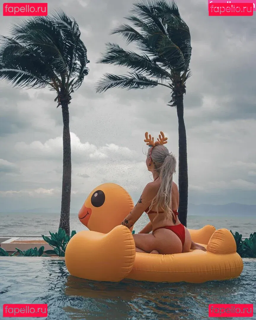 Farbenfuchs Onlyfans Photo Gallery 