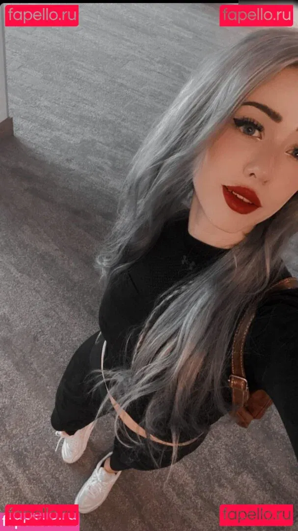 Farbenfuchs Onlyfans Photo Gallery 