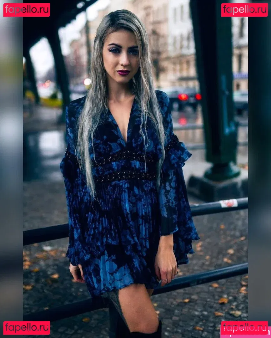 Farbenfuchs Onlyfans Photo Gallery 