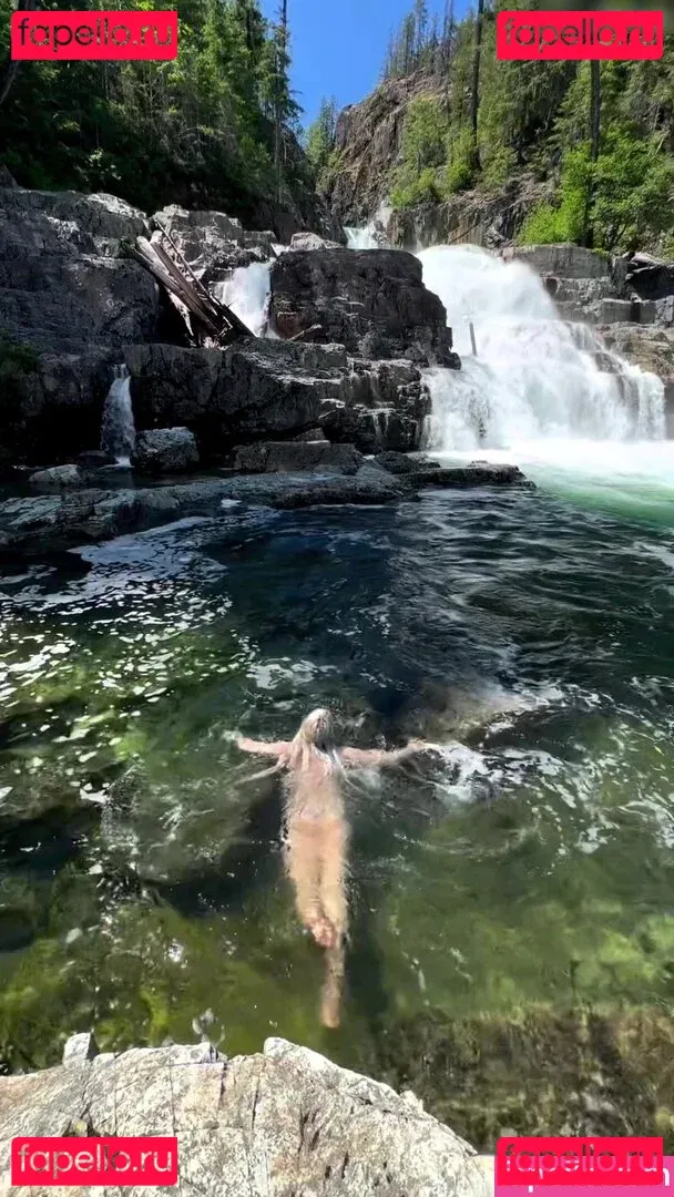 Farbenfuchs Onlyfans Photo Gallery 