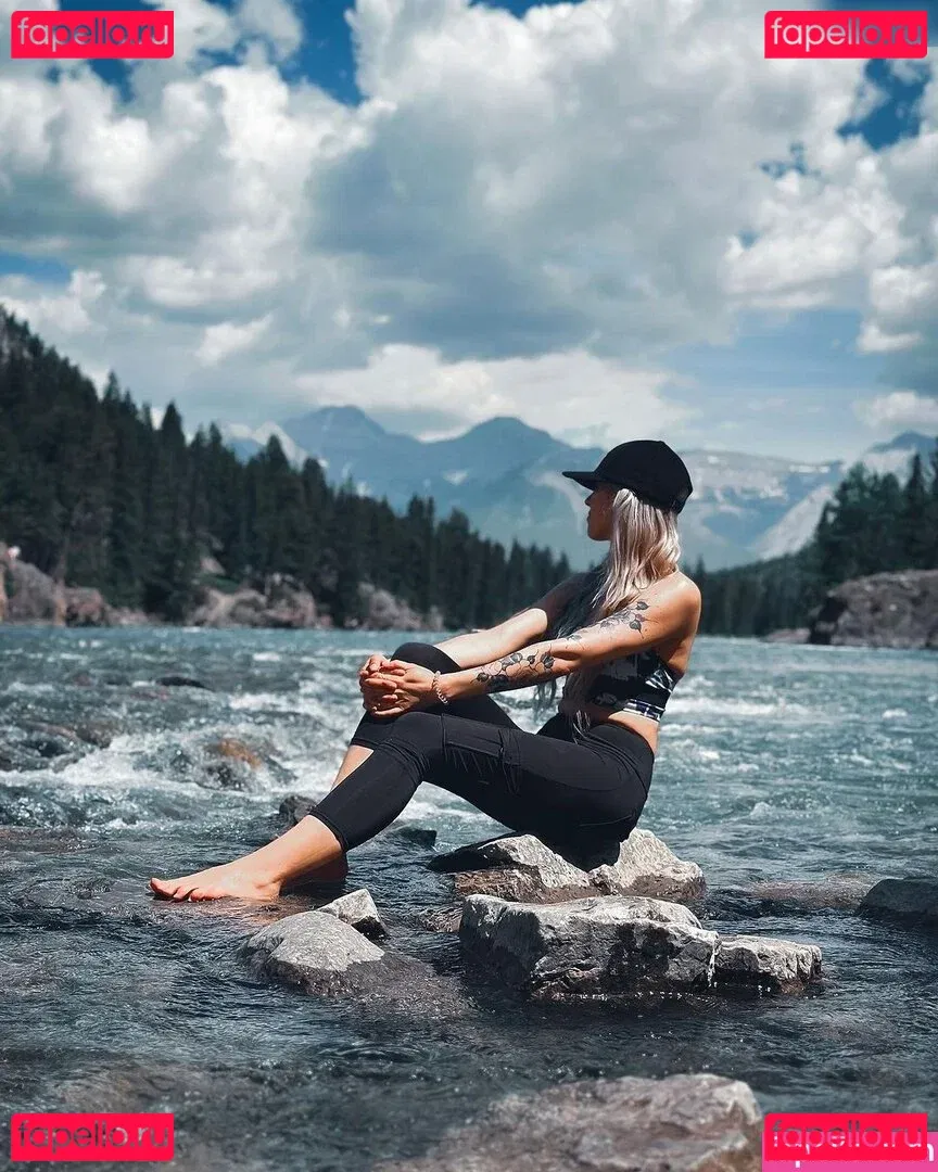 Farbenfuchs Onlyfans Photo Gallery 