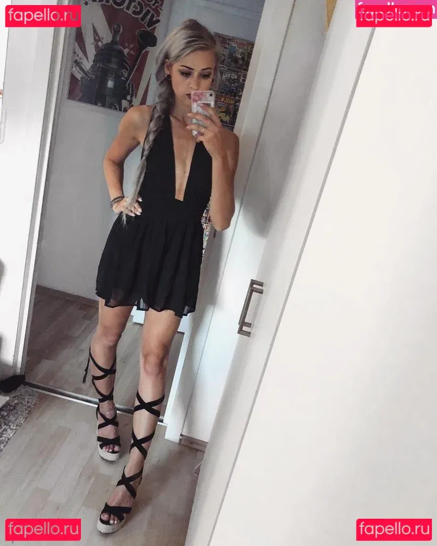 Farbenfuchs Onlyfans Photo Gallery 