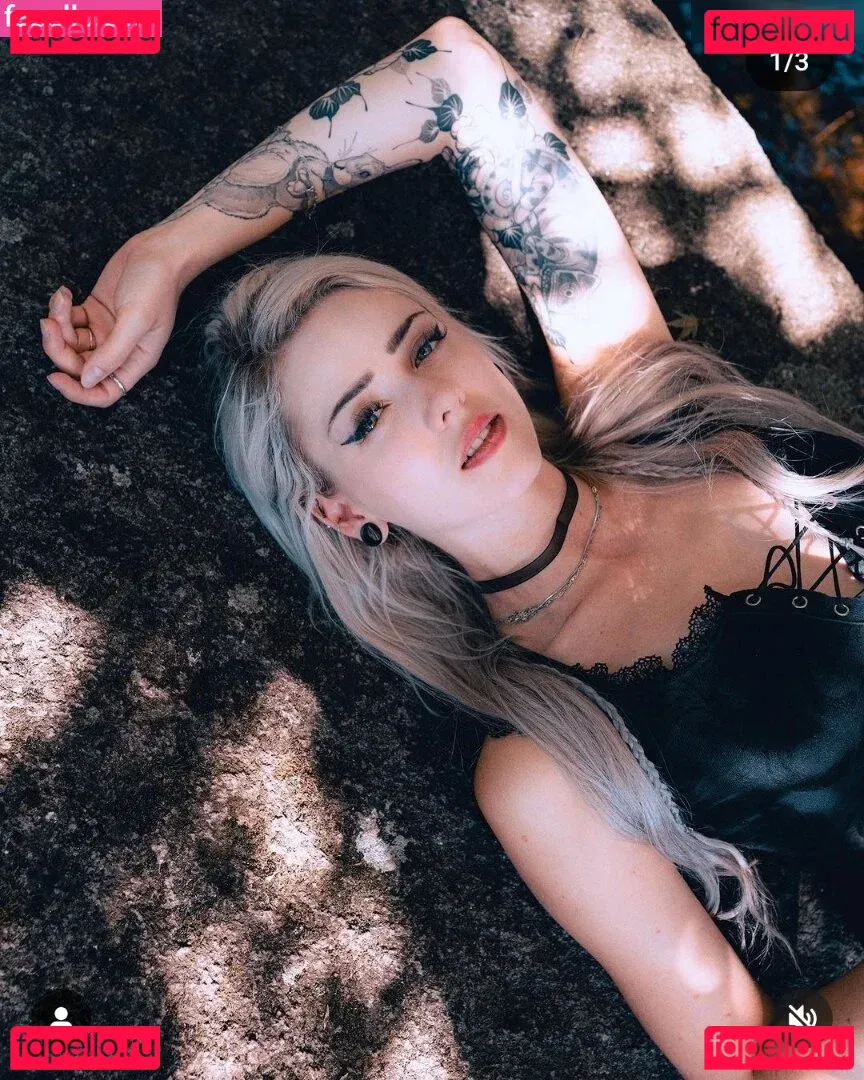 Farbenfuchs Onlyfans Photo Gallery 