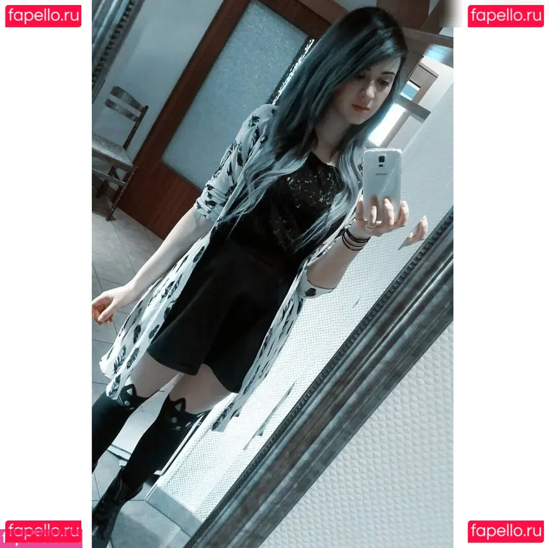 Farbenfuchs Onlyfans Photo Gallery 