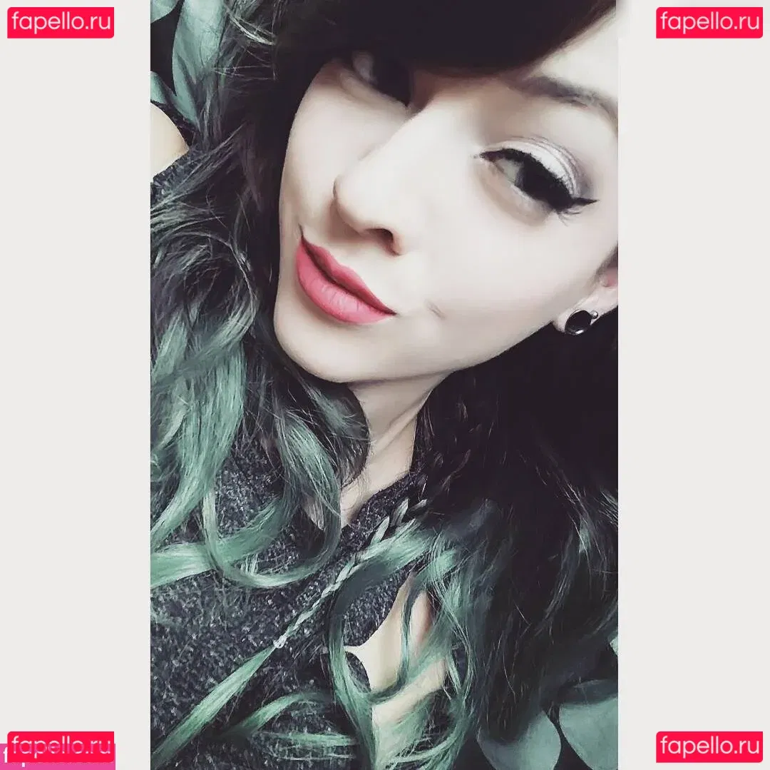 Farbenfuchs Onlyfans Photo Gallery 